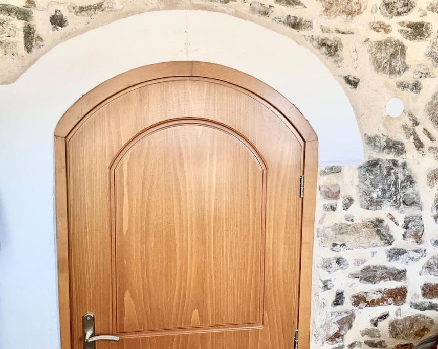 Medieval House Mesta Екстер'єр фото