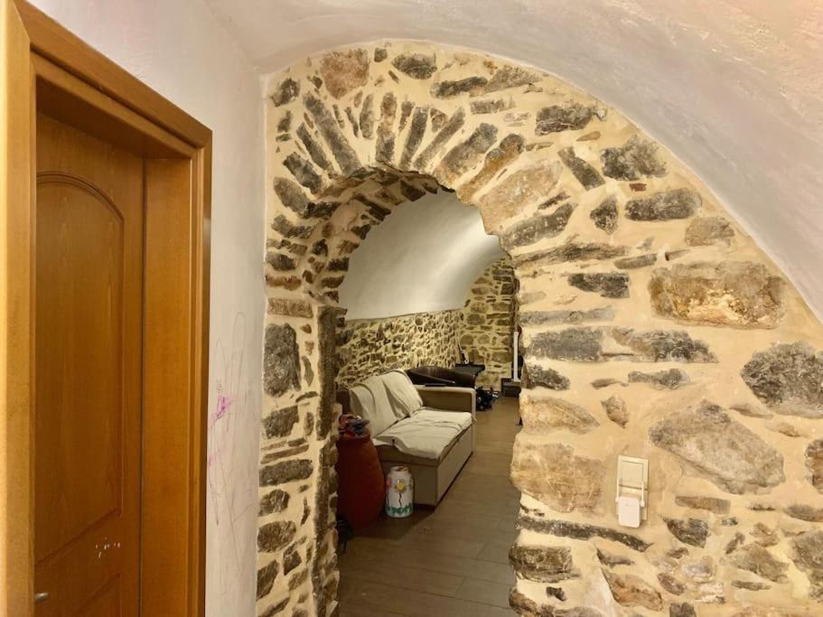 Medieval House Mesta Екстер'єр фото